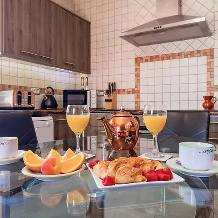 Lory * Callao Salvaje